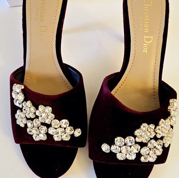 CHRISTIAN DIOR HEELS - Picture 4 of 14